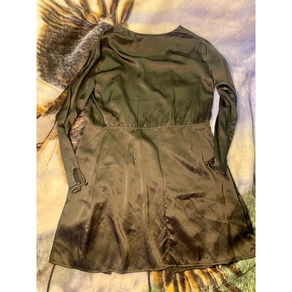 Reformation mini wrap dress 100% SILK - Picture 10 of 10